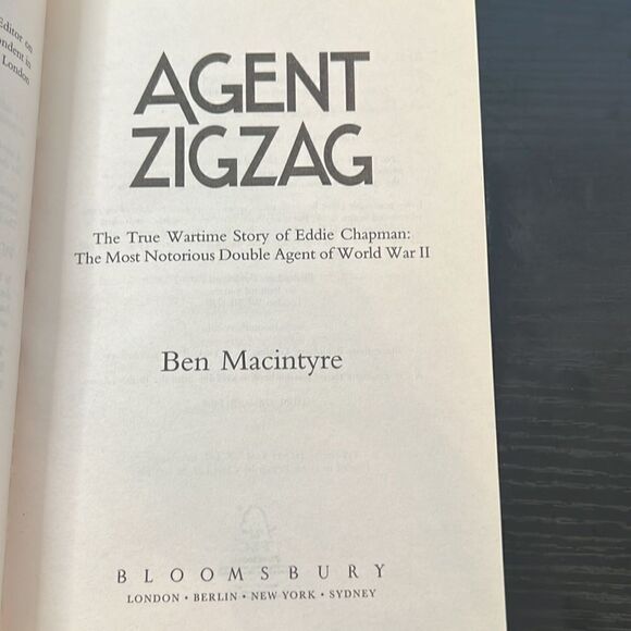 Agent Zigzag Written by Ben McIntyre - Picture 3 of 4